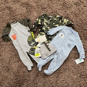 NWT Carter’s boy sleep and play